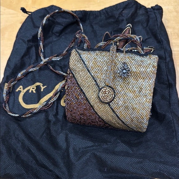 Mary Frances Multicolor Gold and Black Beaded  Floral Embellished Shoulder Bag - Picture 2 of 7